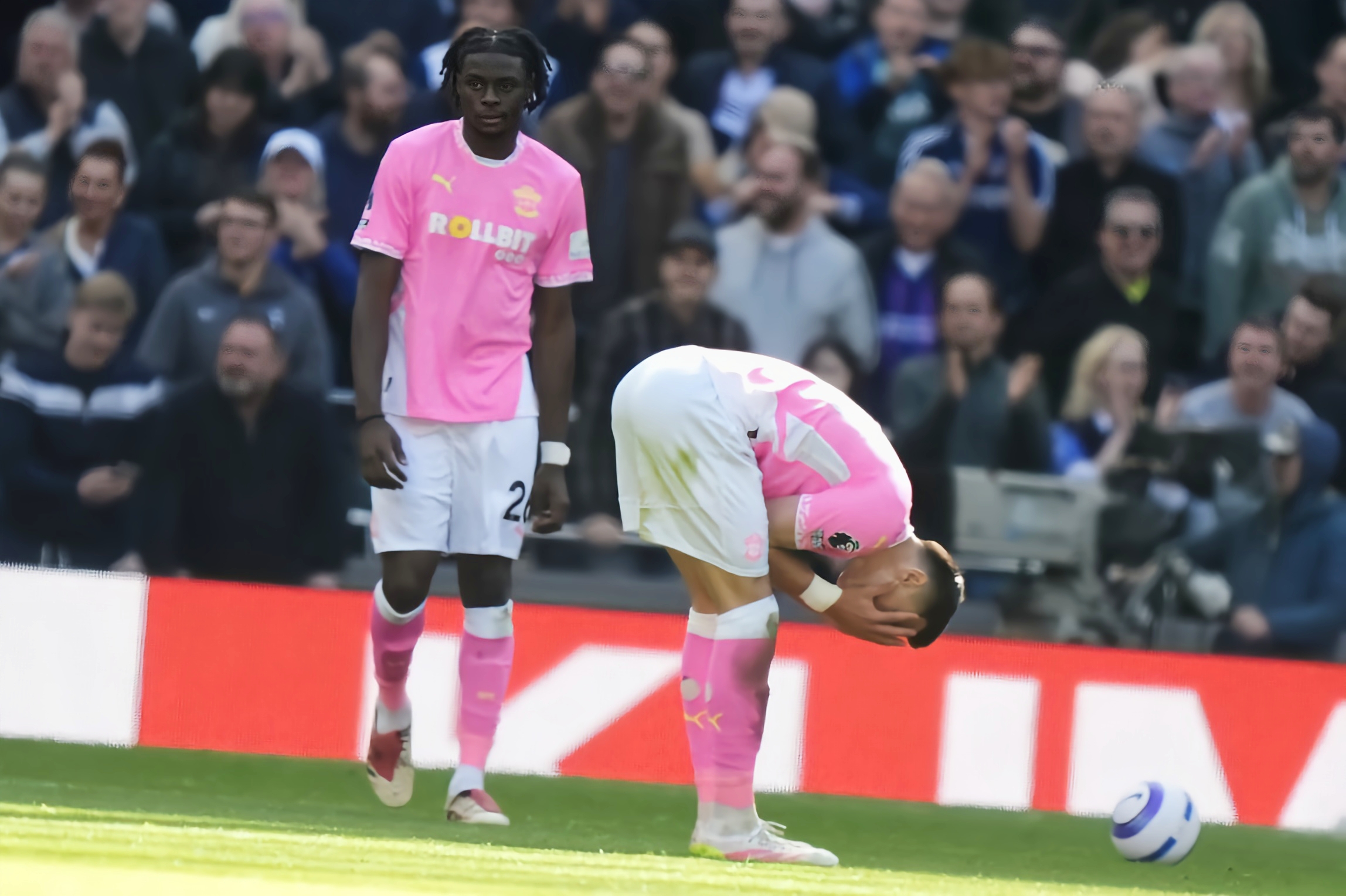 包含阿森纳客场击败南安普顿,取得关键胜利的词条 包含阿森纳客场击败南安普顿,取得关键胜利的词条