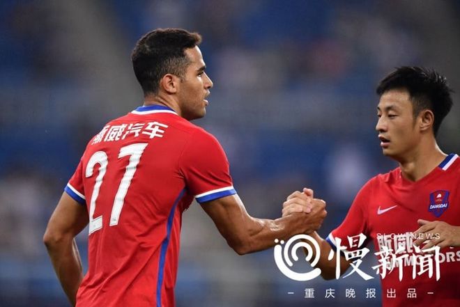 包含重庆力帆遭遇连败，排名下滑的词条