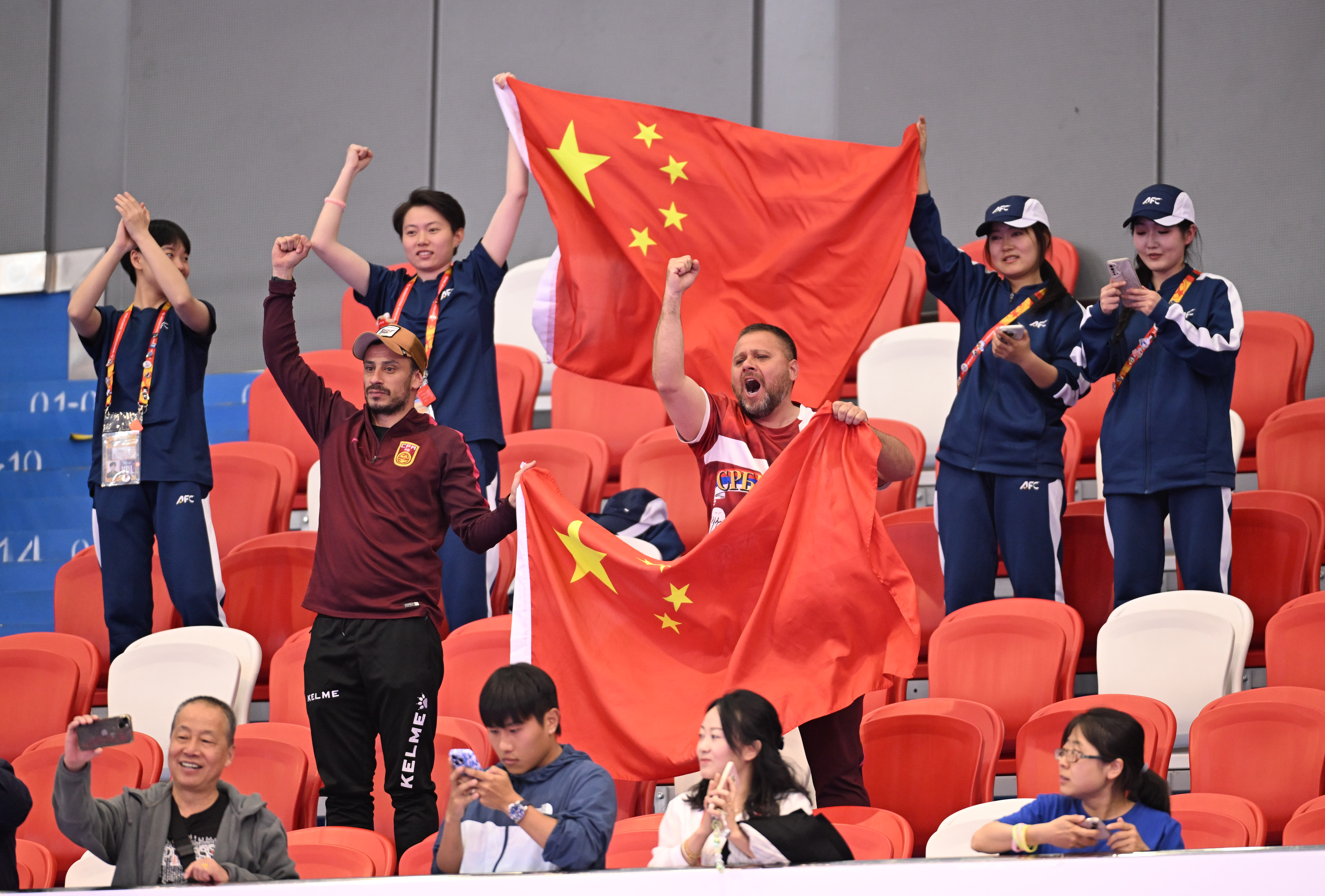 包含赛事盛宴：亚洲足球联赛独特魅力吸引眼球的词条
