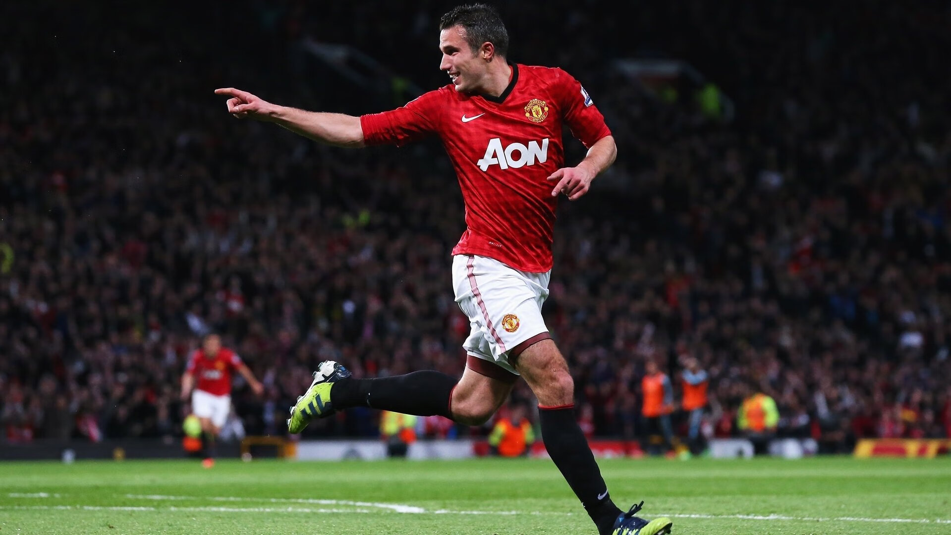 姆巴佩一锤定音，莱比锡红牛力克挪威劲旅展露冠军相