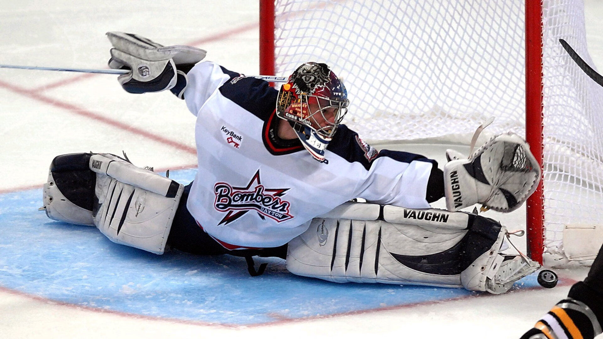 伊拉克硬仗取胜英格兰，哈弗茨在年度焦点之战接管比赛